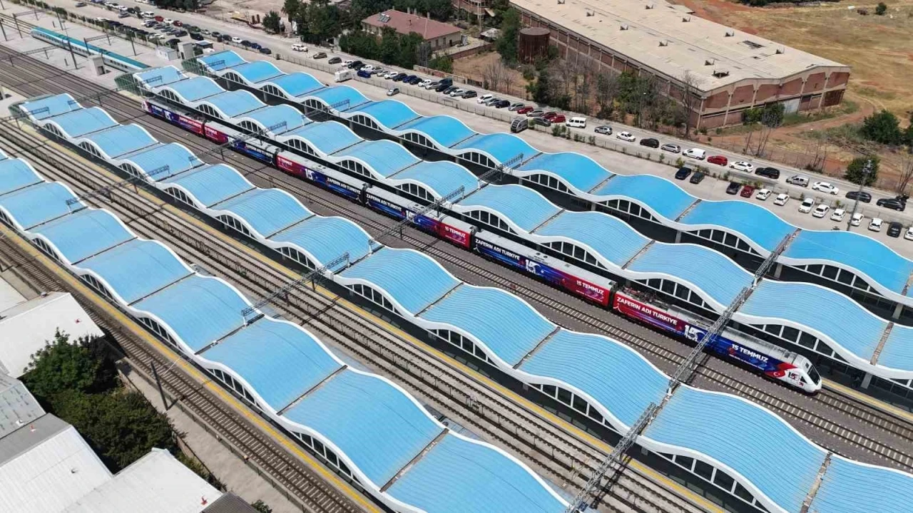 100 bin yolcu taşıyacak olan 15 Temmuz Demokrasi ve Milli Birlik Treni Eskişehir’de
