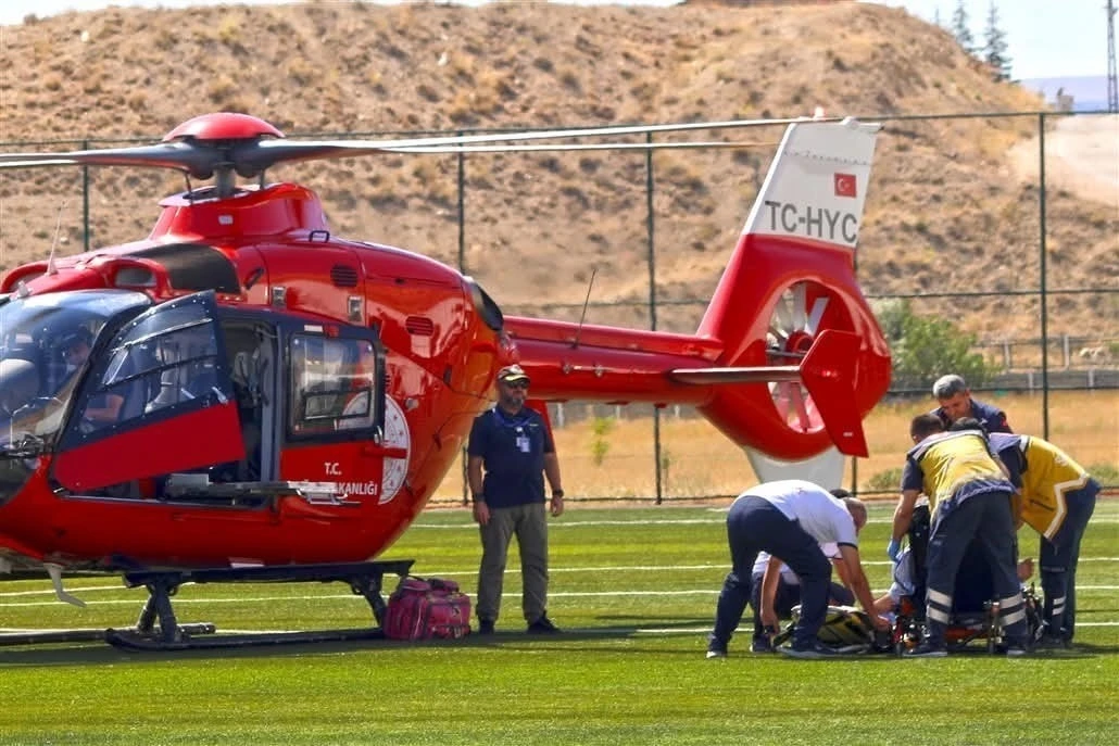 100 kilometre uzaklıktaki hastaya hava ambulansı ulaştı
