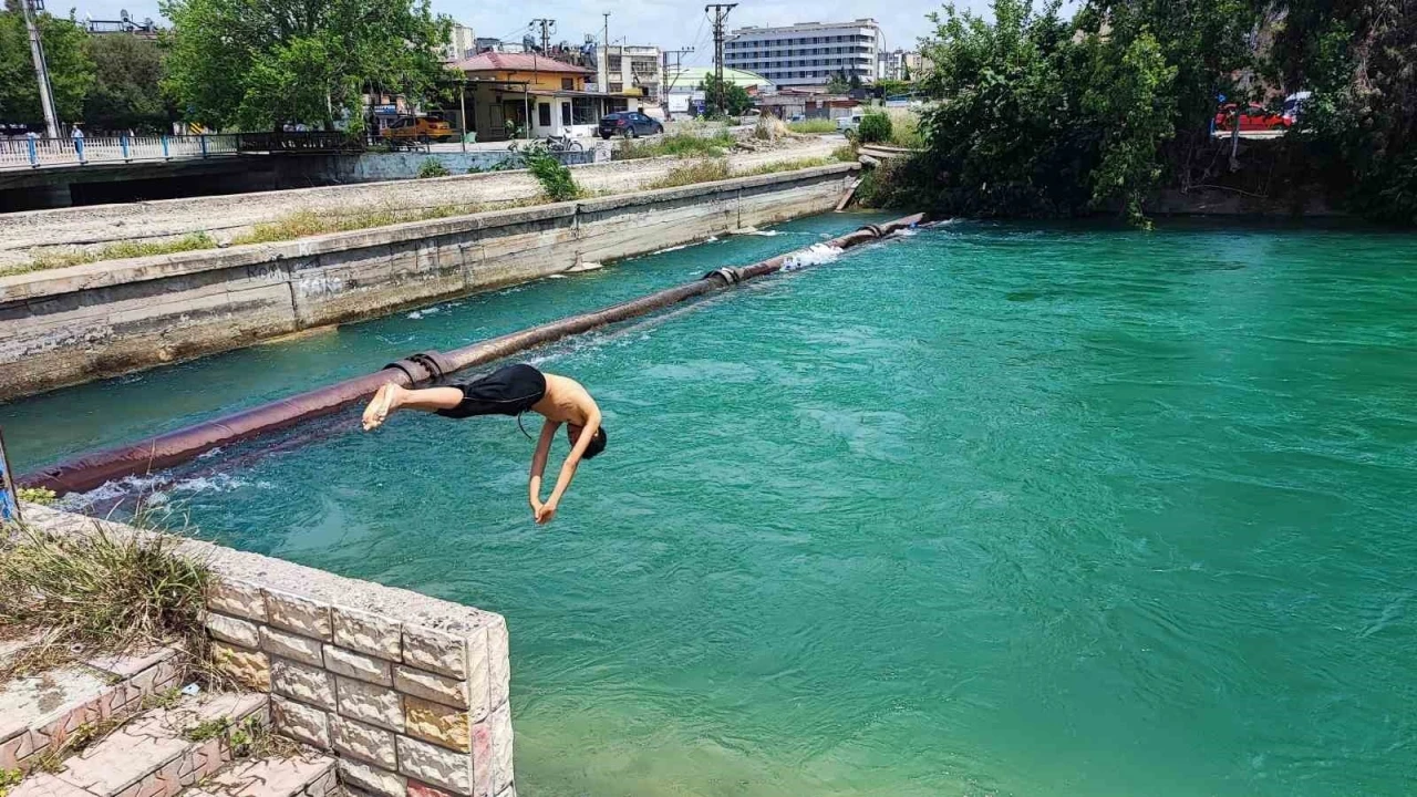 11 kişi boğuldu ama &ccedil;ocuklar &rsquo;biz korkmuyoruz, y&uuml;zme biliyoruz&rsquo; dediler
