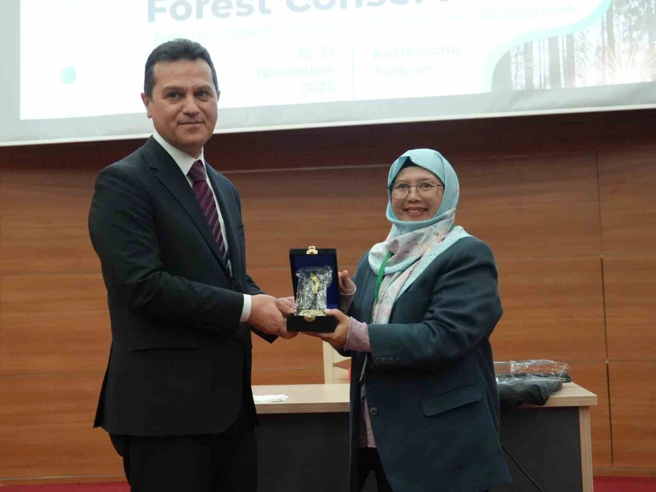 11 ülkeden araştırmacılar iklim değişikliği ve doğa için buluştu
