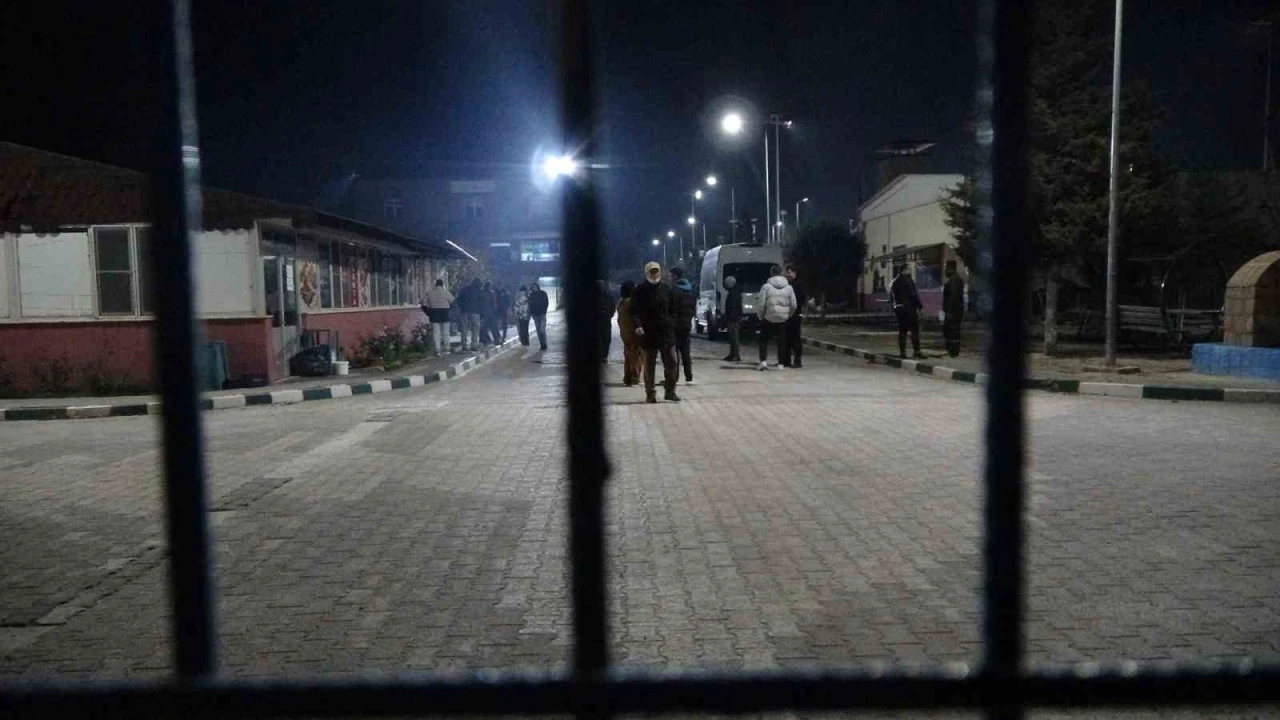 11.Yargı Paketi&rsquo;nin Resmi Gazete&rsquo;de yayımlanmasının ardından Kilis&rsquo;te tahliyeler başladı
