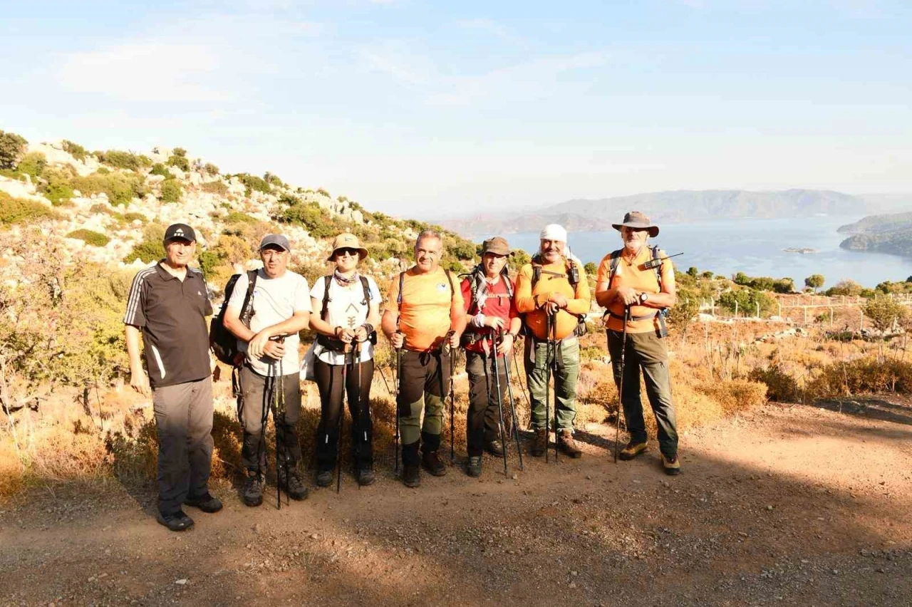128 doğasever Marmaris’in doğasında yürümek için geldi
