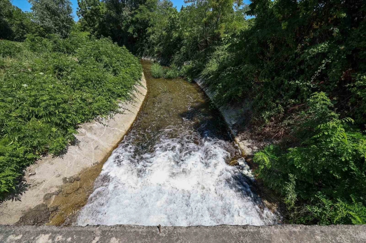 15 g&uuml;nde 800 bin metrek&uuml;p su Sapanca G&ouml;l&uuml;&rsquo;ne ulaştırıldı
