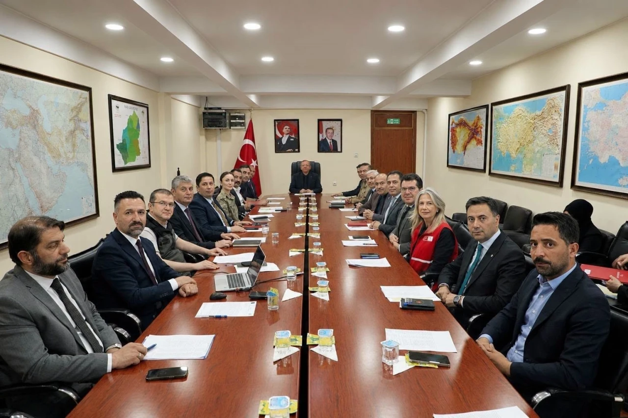 15 Temmuz Demokrasi ve Milli Birlik G&uuml;n&uuml; hazırlıkları Kars&rsquo;ta masaya yatırıldı
