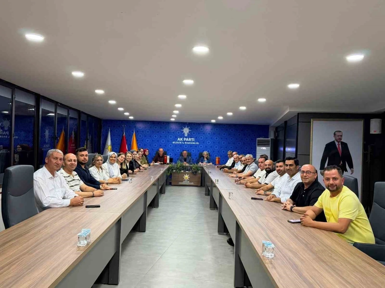 15 Temmuz hazırlıkları AK Parti&rsquo;de masaya yatırıldı
