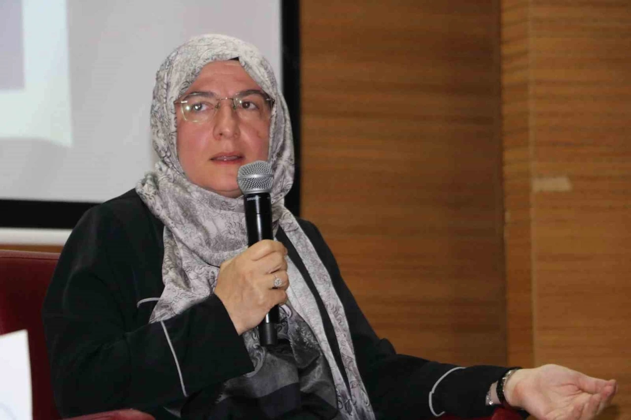15 Temmuz Şehidi İlhan Varank’ın ablası FETÖ’nün öğrenci yönlendirme taktiğini hatırlattı
