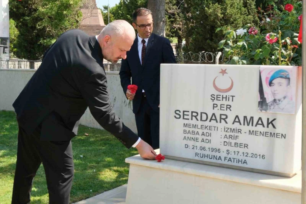 15 Temmuz şehitleri Menemen’de törenle anıldı
