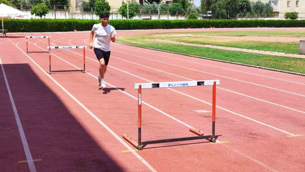15 yaşında 5 kez T&uuml;rkiye şampiyonu oldu, hedef olimpiyat şampiyonluğu

