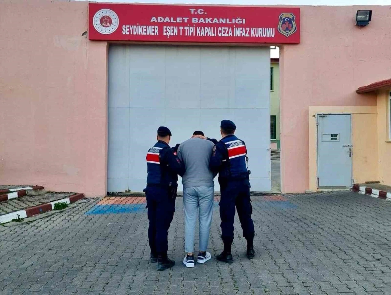 Cinayet Hükümlüsü Firari Ortaca'da Yakaladı
