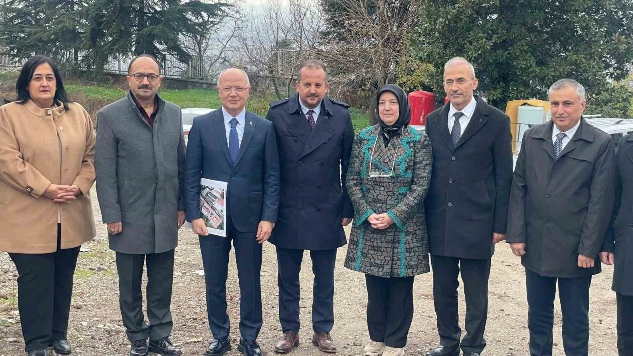 157 yıllık mazisi bulunan T&uuml;rkiye&rsquo;nin ilk meslek lisesi aslına g&ouml;re yeniden inşa edilecek
