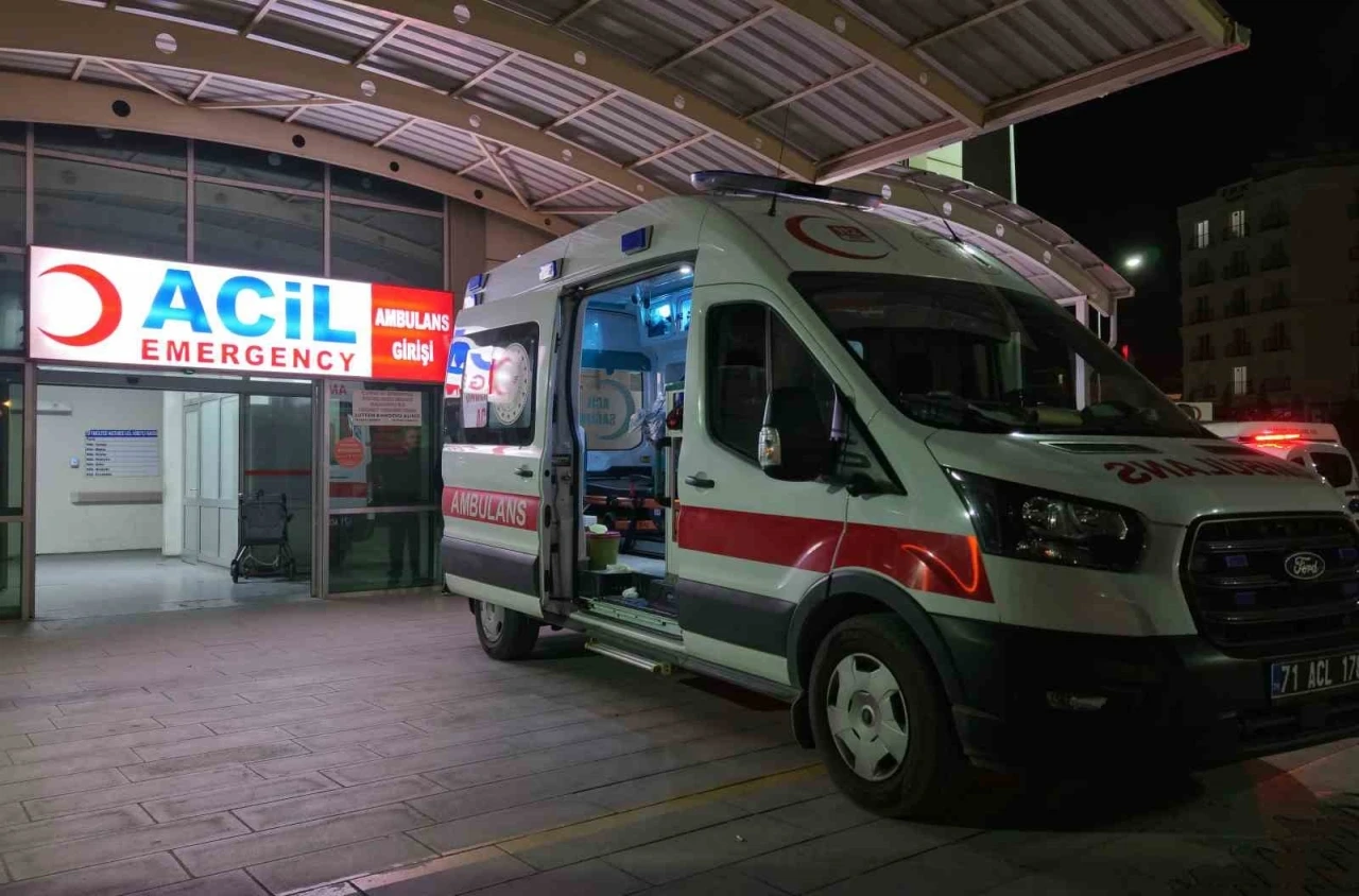 2 arkadaşın ağır yaralandığı kavganın sebebi "araç ticareti"