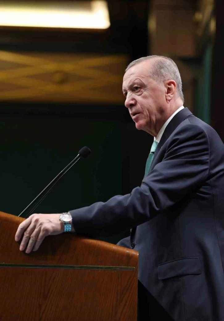( 2) Cumhurbaşkanı Erdoğan: “Yeni evlenen çiftlere, Aile ve Gençlik Bankası’ndan karşılanmak üzere faizsiz kredi imkanı sunacağız”