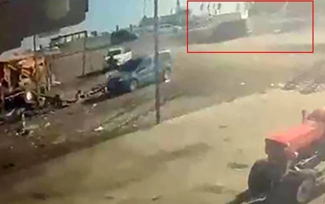 2 kişinin öldüğü kaza anı kamerada
