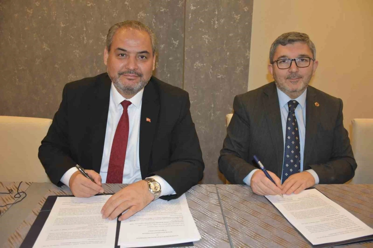 2 &uuml;niversite arasında iş birliği protokol&uuml; imzalandı
