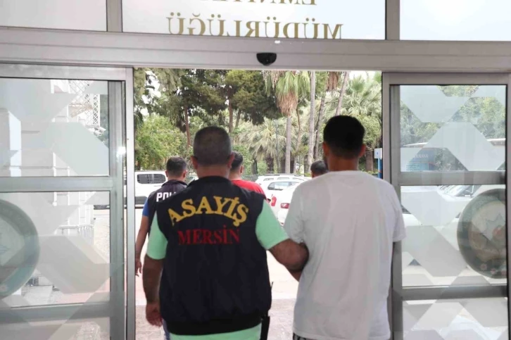 20 şahsı dolandırdığı ve şantaj yaptığı öne sürülen iki şüpheli tutuklandı