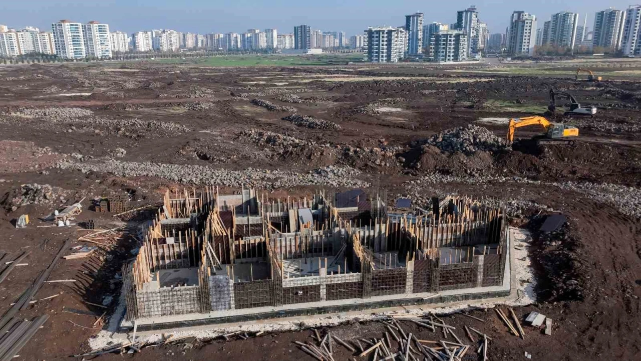 211 bin metrekarelik Mezopotamya Kent Parkında &ccedil;alışmalar devam ediyor
