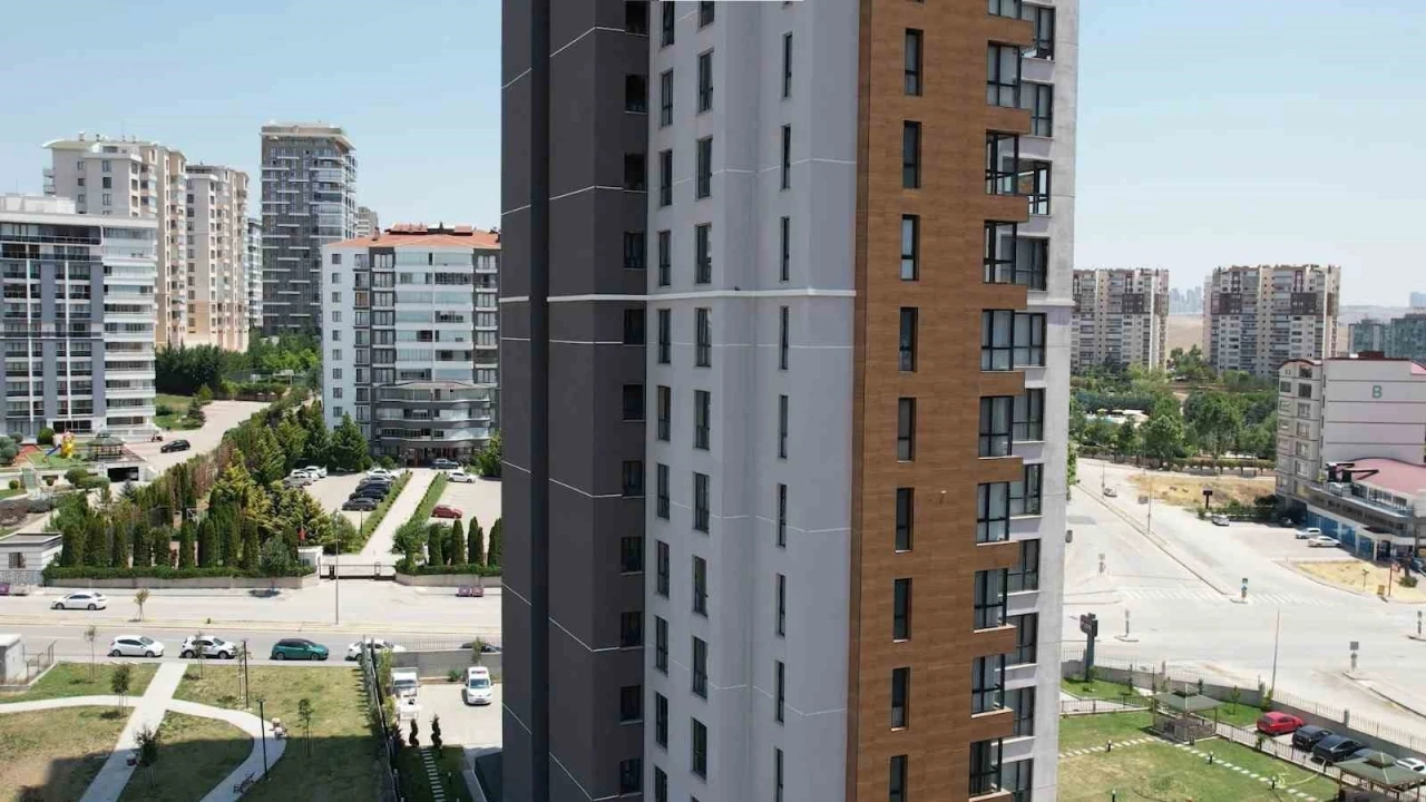 3 kişiye mezar olan binanın son hali görüntülendi
