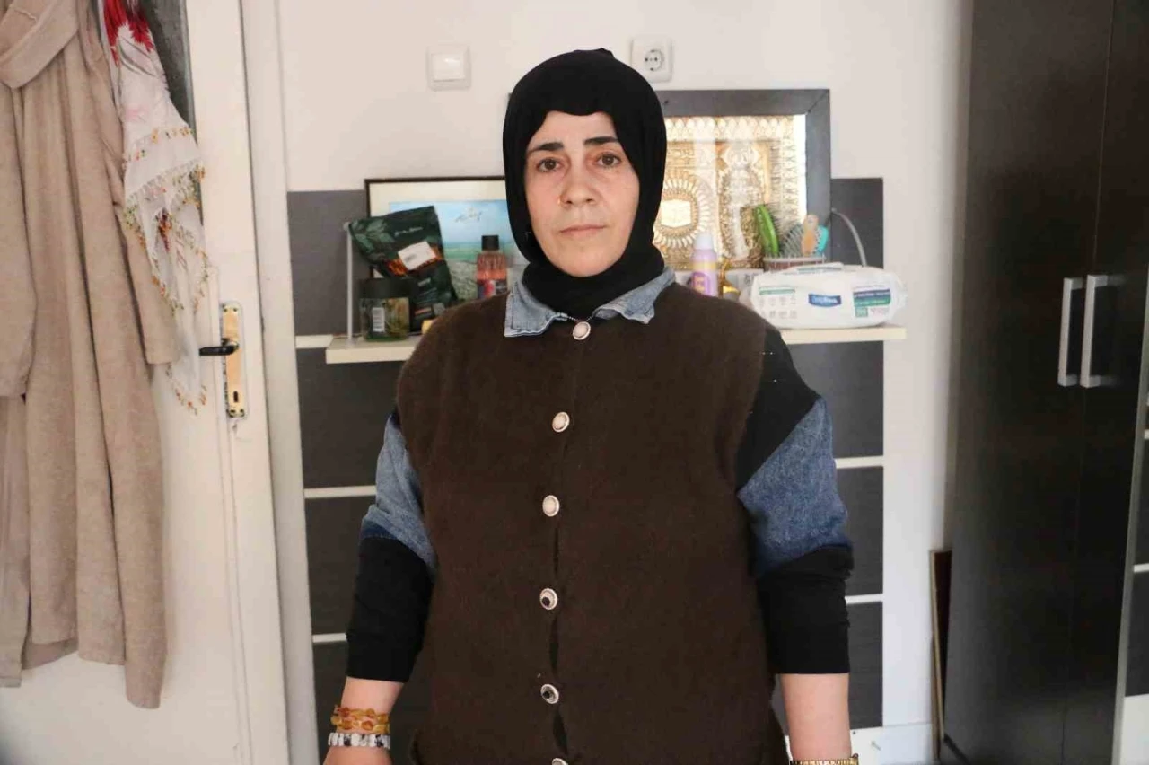 3&rsquo;&uuml; engelli 4 &ccedil;ocuğuna hem annelik hem babalık yapıyor
