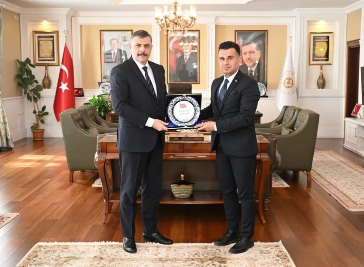 357  şehidin aziz hatıralarına vefa
