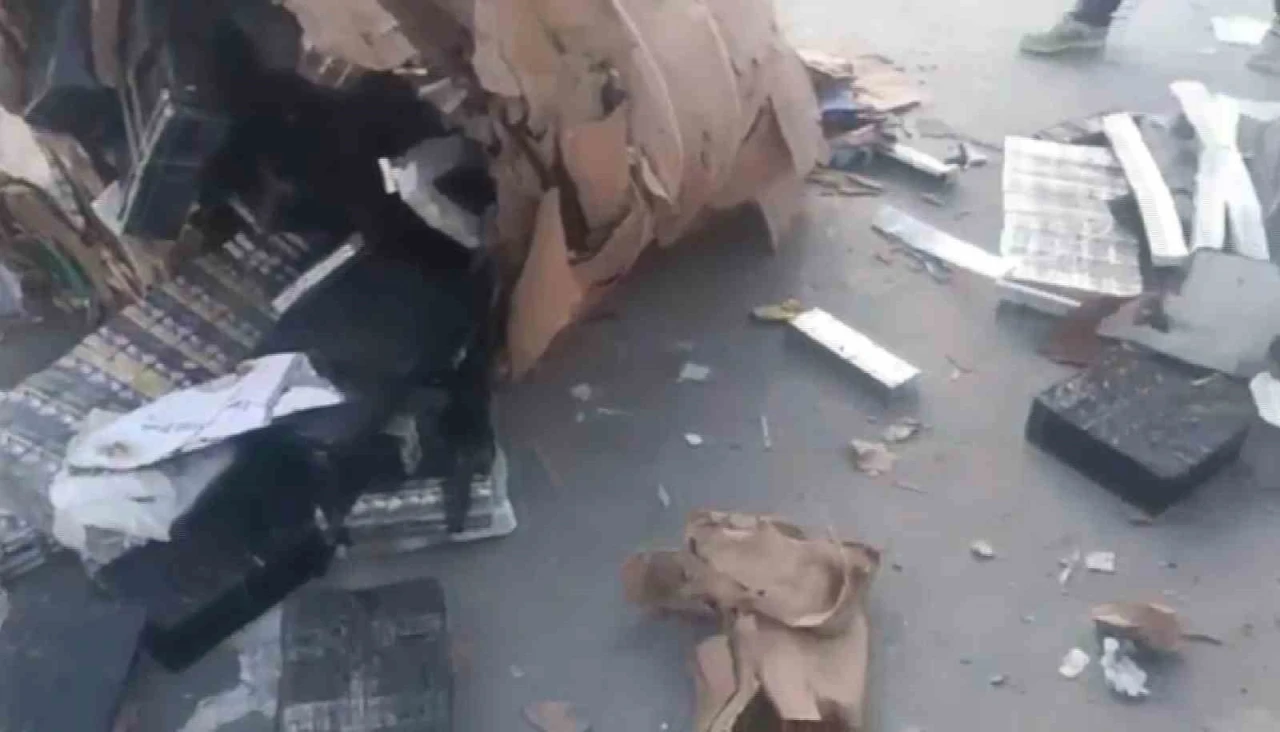 36 saatlik teknik takip 10 bin paket kaçak sigarayı ele verdi
