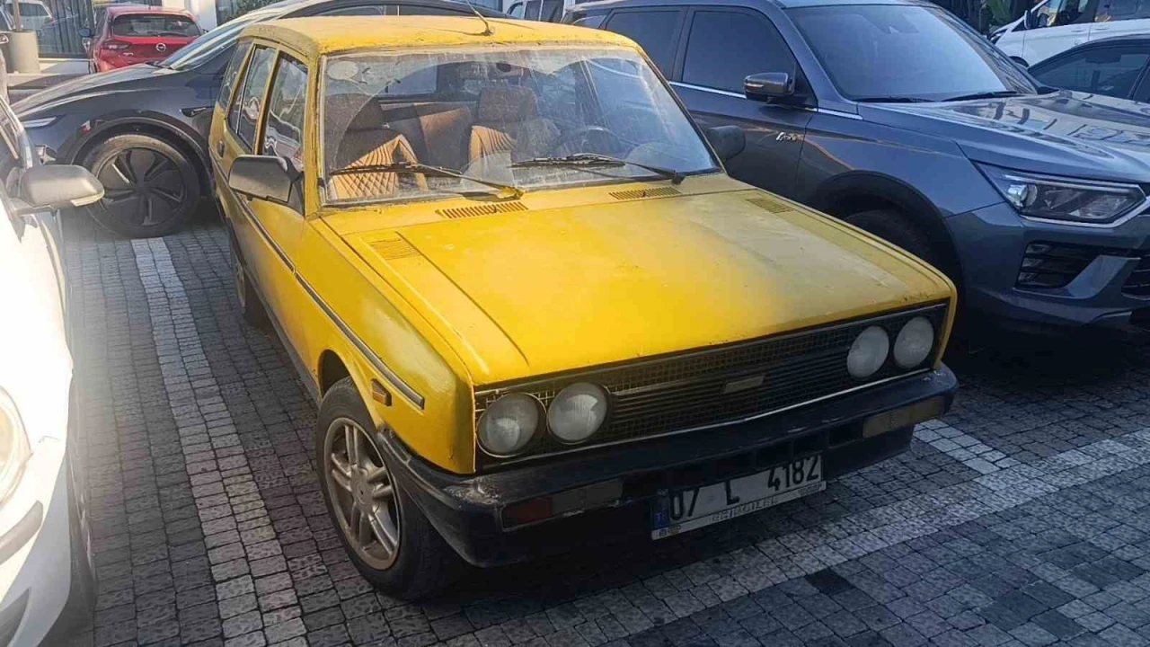 41 yaşındaki Tofaş’ı 100 bin liradan satışa çıkardı: &quot;Satılık Antik Muratti Kartal&quot;
