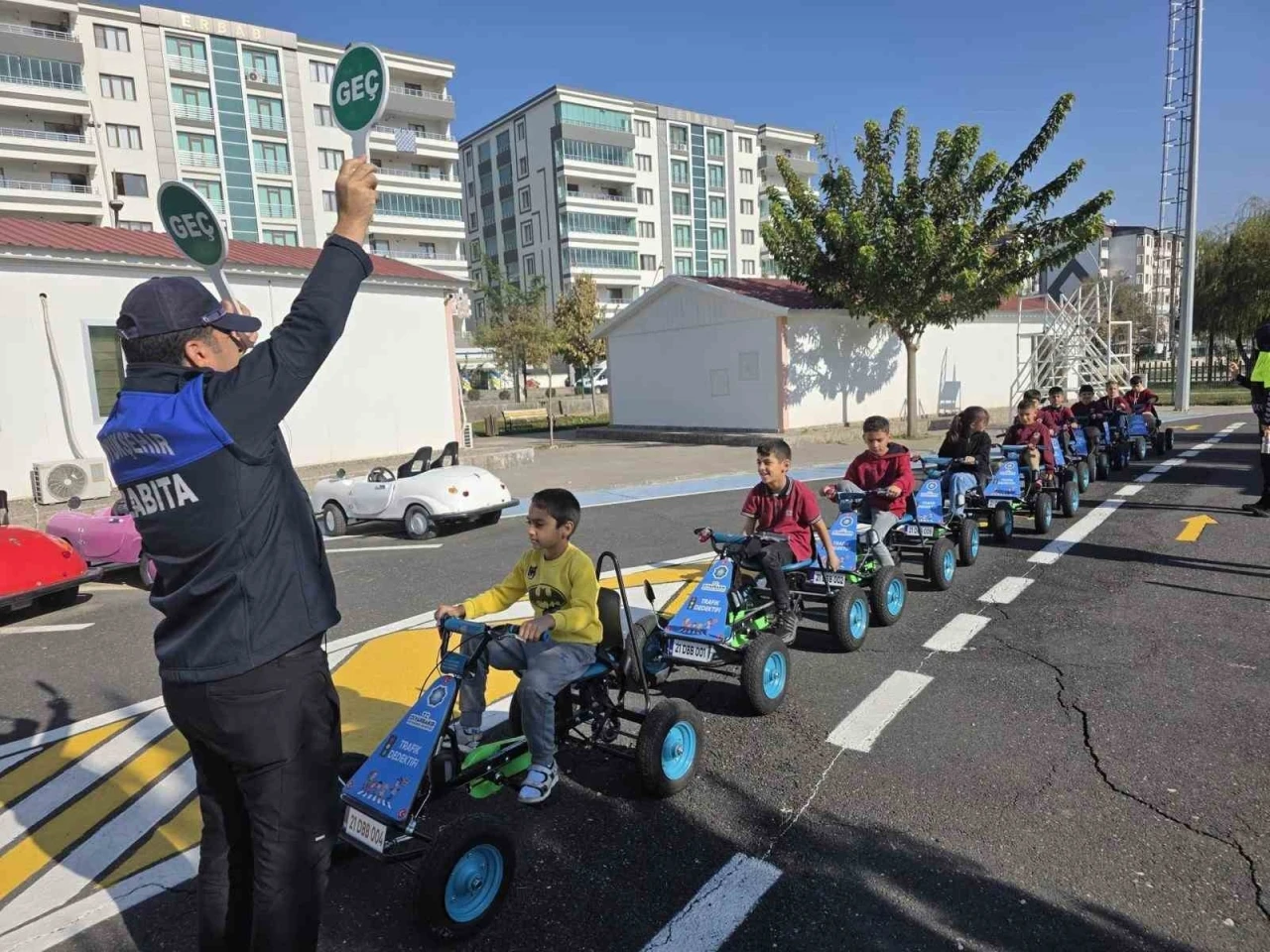 486 öğrenciye trafik ve çevre bilinci eğitimi verildi
