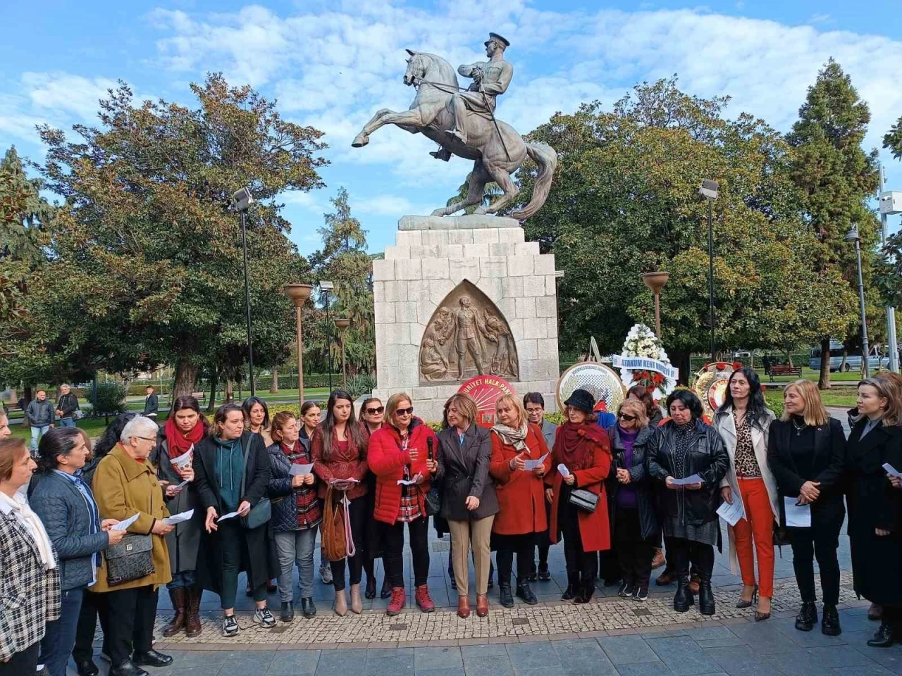 ’5 Aralık Dünya Kadın Hakları Günü’ Samsun’da kutlandı