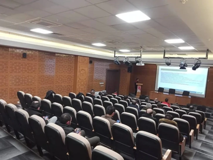 5 g&uuml;n s&uuml;recek olan destek AFAD g&ouml;n&uuml;ll&uuml;leri eğitimleri başladı
