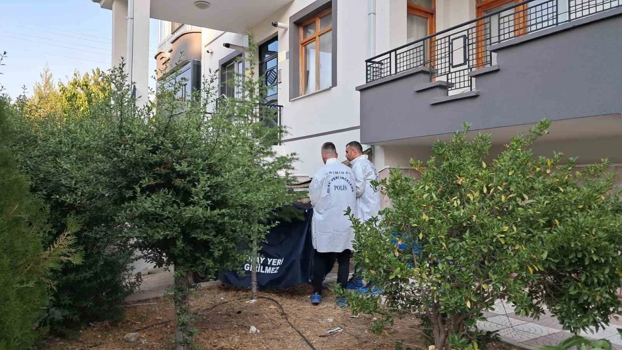 5. kattan düşen 2 yaşındaki çocuk hayatını kaybetti
