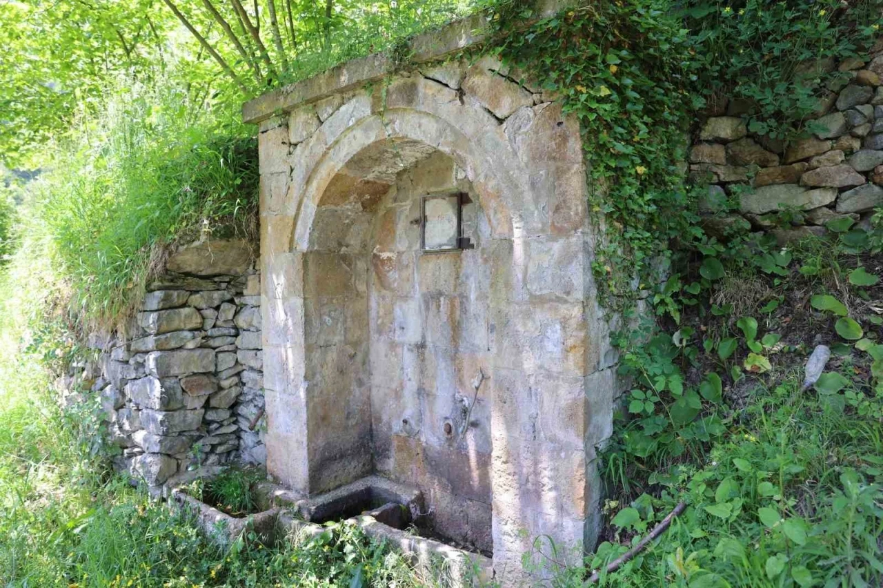 500 metrelik tarihi su hattı gün yüzüne çıktı
