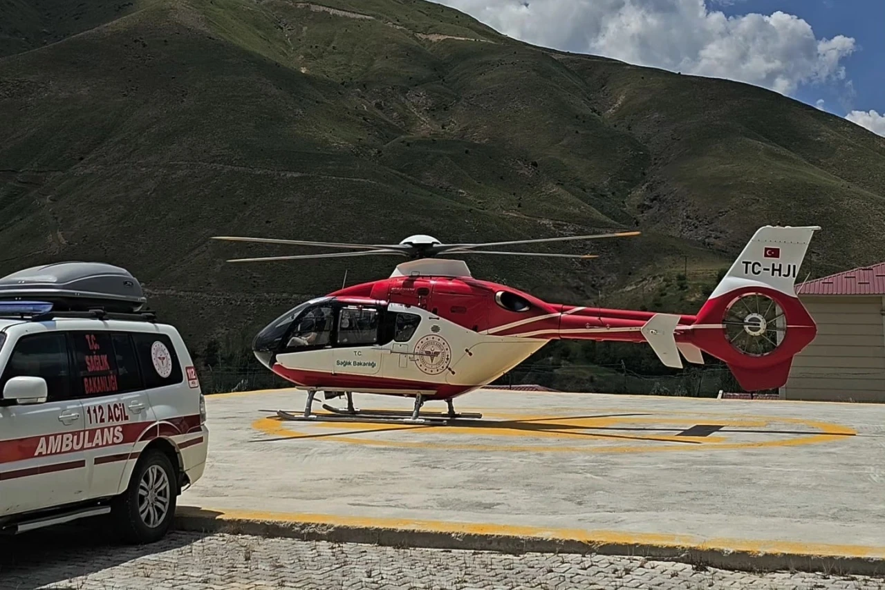 54 yaşındaki hasta için helikopter ambulans havalandı
