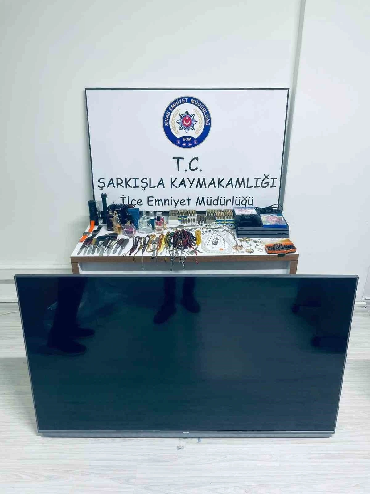 6 ayrı hırsızlık olayına karışan 2 kişi tutuklandı
