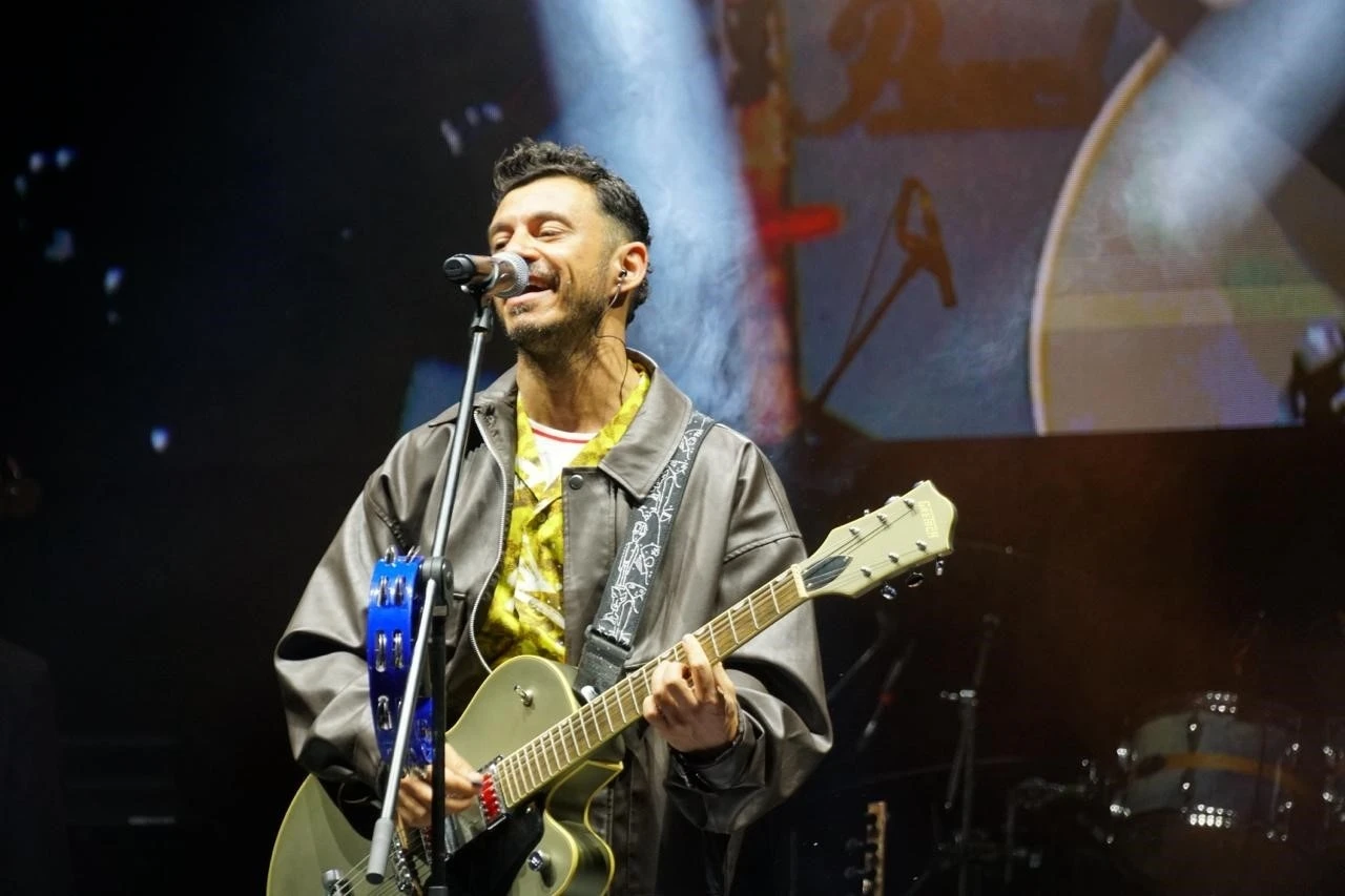 60. Tekirdağ Kiraz Festivali&rsquo;nde Kolpa ve Buray Tekirdağlıları coşturdu
