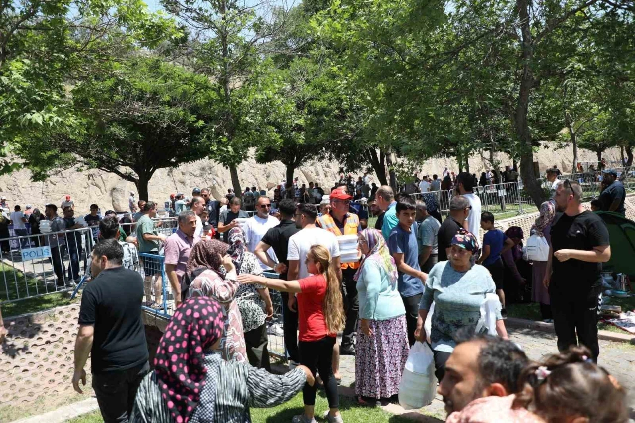 647. Mimarsinan Evliyalar Pilav Şenliği yapıldı
