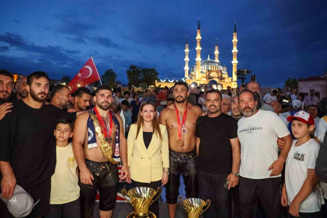 665. Tarihi Kırkpınar Yağlı G&uuml;reşleri Başpehlivanı Erkan Taş: "&Ccedil;ocukluk hayalimizdi"
