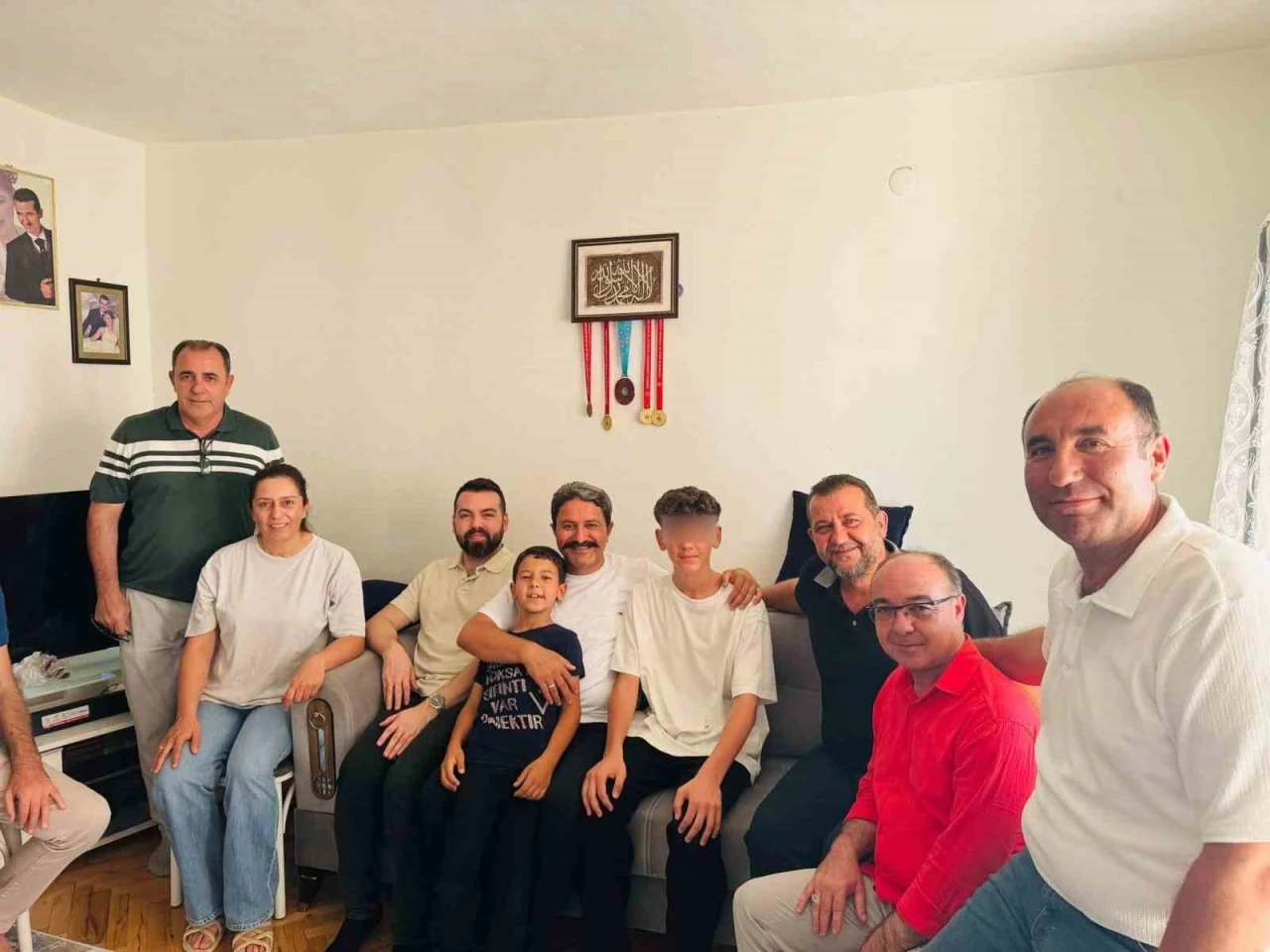 8 çocuk tarafından darp edilen sporcuya Eskişehir Gençlik ve Spor İl Müdürlüğü’nden destek
