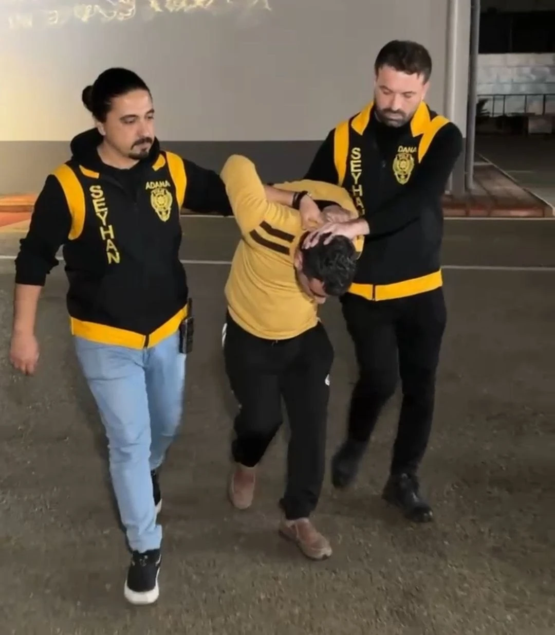 8 yaşındaki kızını feci şekilde darp eden baba tutuklandı
