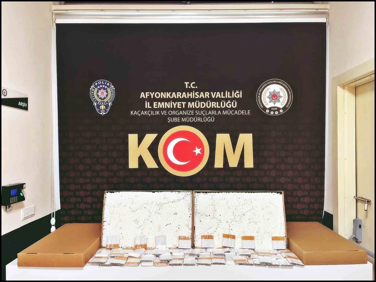 9 bin 500 adet kaçak makaron ele geçirildi
