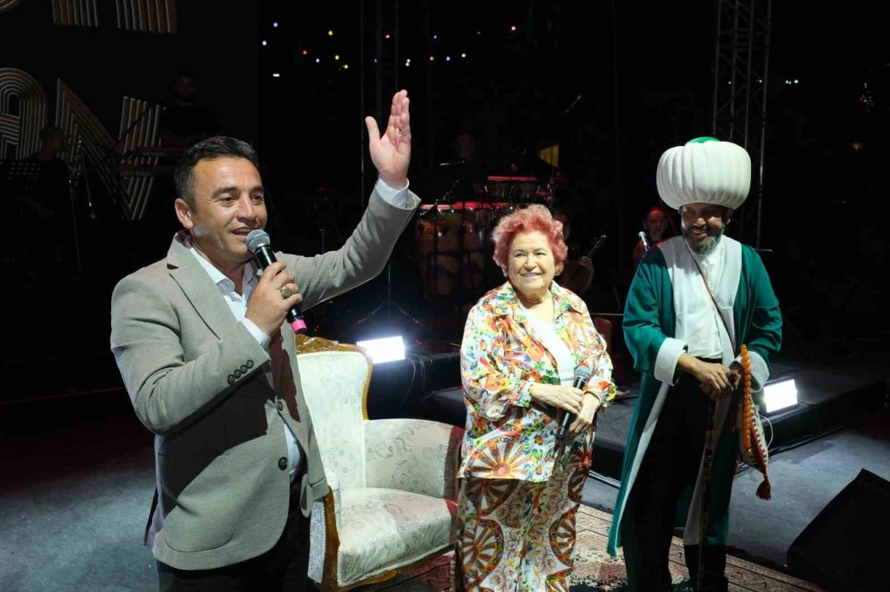 9.Uluslararası Nasreddin Hoca Kültür ve Sanat Festivali konserlerle sona erdi
