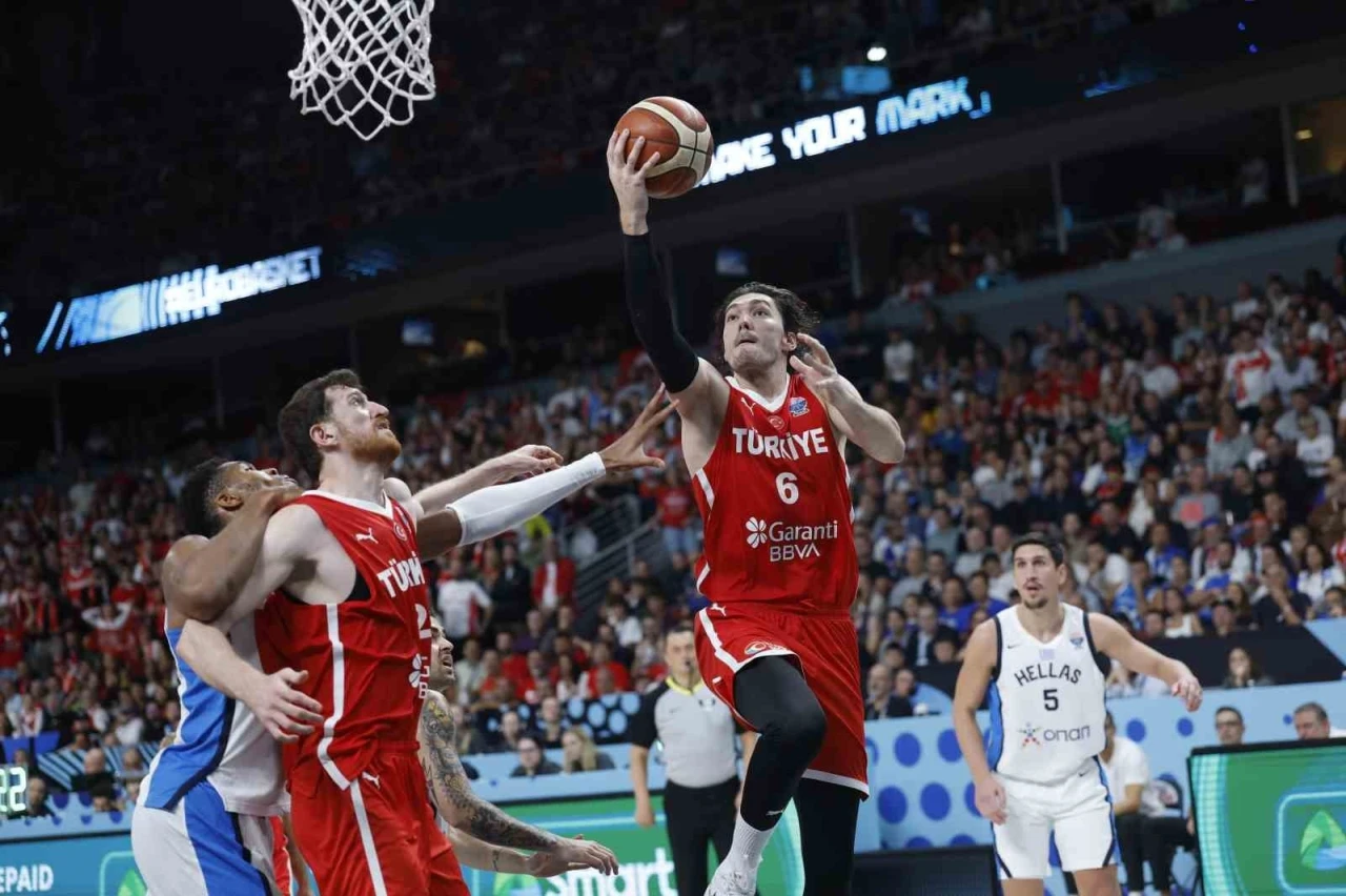 A Milli Erkek Basketbol Takımı, Avrupa şampiyonluğu için parkede

