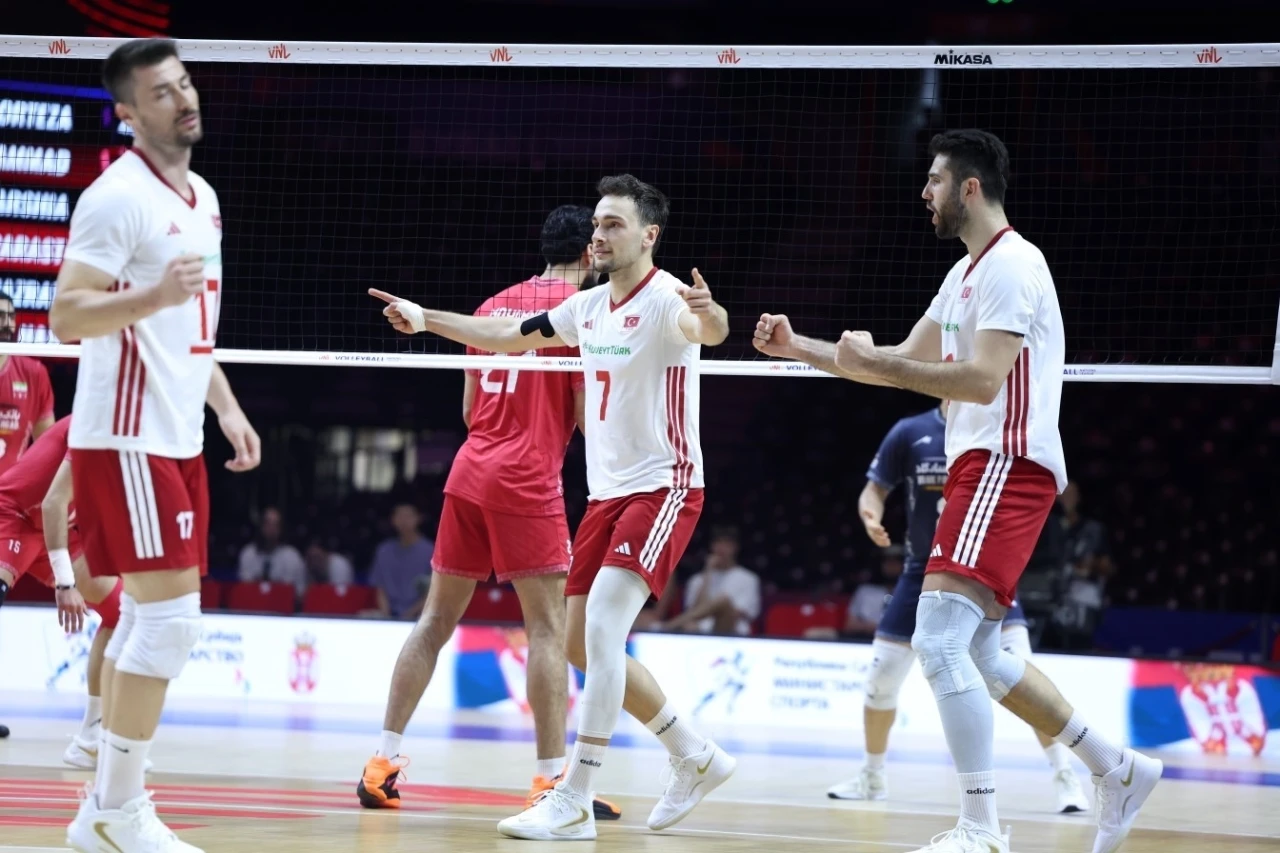 A Milli Erkek Voleybol Takımı, tarihinde ilk kez Milletler Ligi&rsquo;nde &ccedil;eyrek finalde
