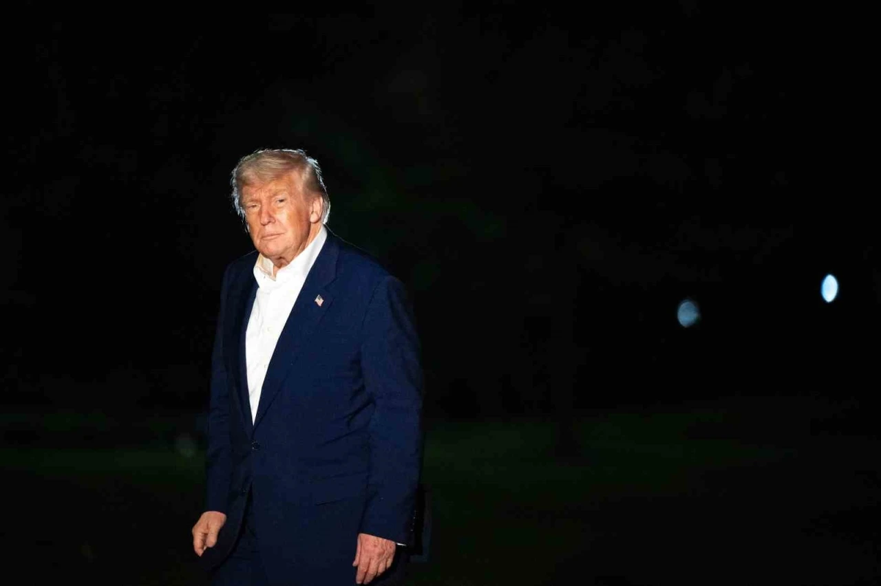 ABD Başkanı Trump: &quot;Pazartesi günü Putin, Zelenskiy ve NATO üyeleriyle görüşeceğim&quot;
