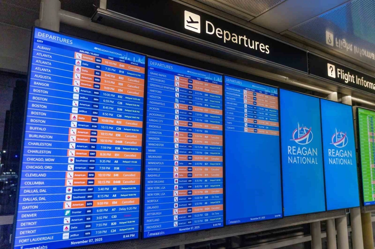 ABD hükümetinin kapalı kalması nedeniyle bin 700’den fazla uçuş iptal edildi
