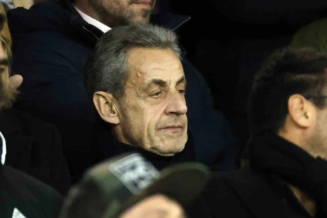 ABD’nin Paris Büyükelçisi Kushner’in eski Fransa Cumhurbaşkanı Sarkozy ile tutukluyken görüşme istemesi
