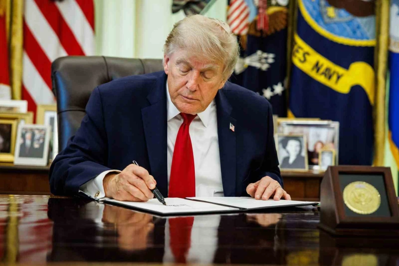 ABD Y&uuml;ksek Mahkemesi, Trump&rsquo;ın doğumla vatandaşlığı sınırlayan kararnamesini iptal etti
