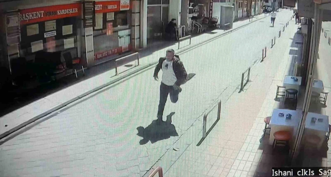 Ablasını kaçıran genci göğsünden vurarak öldürdü: Dehşet anları kamerada
