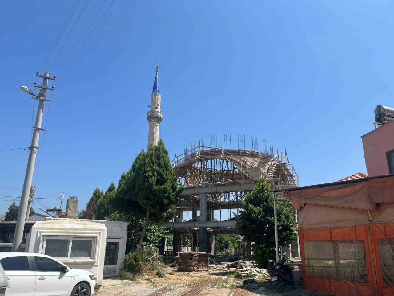 Acarlar Pazaryeri Camii destek bekliyor
