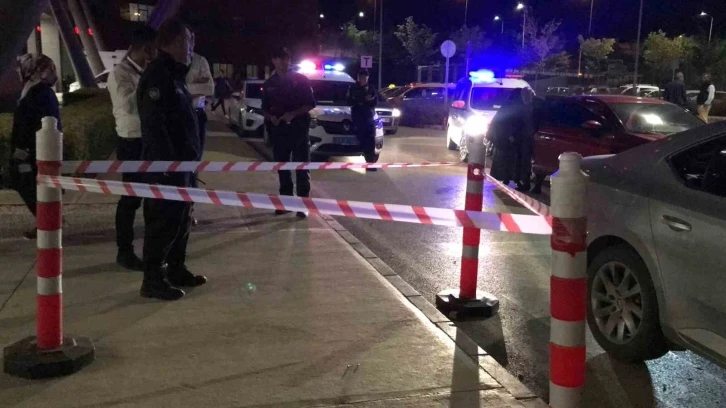 Acil servis &ouml;n&uuml;nde silahlı saldırı: 1 yaralı
