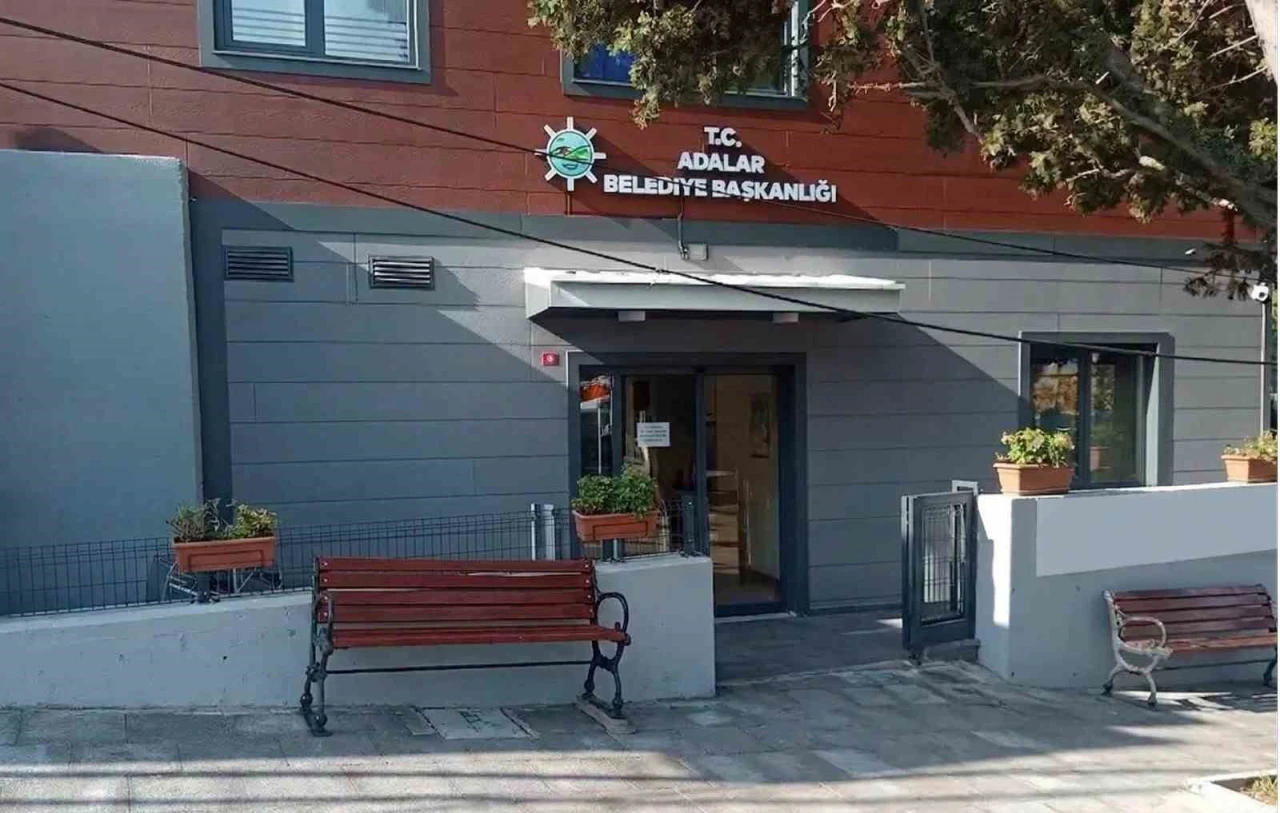 Adalar Belediyesi&rsquo;ne y&ouml;nelik idari ve mali inceleme
