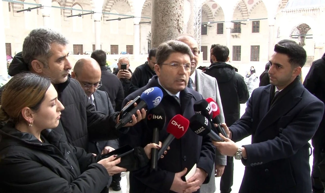 Adalet Bakanı Tun&ccedil;: "Su&ccedil;a karışan &ccedil;ocuklar konusunda d&uuml;zenleme, komisyon &ccedil;alışmaları bittikten sonra meclise gelecek"
